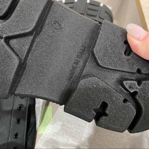 New Steve Madden Transform Platform Combat Boots - Picture 6 of 7